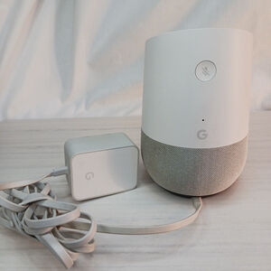 Google Home Smart Speaker with Voice Assistant White 7724A9U1EV